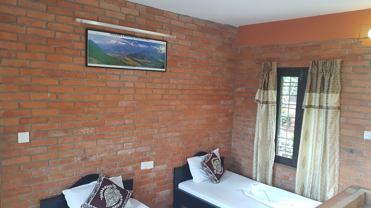 Little Pilgrim Lodge Pokhara Esterno foto