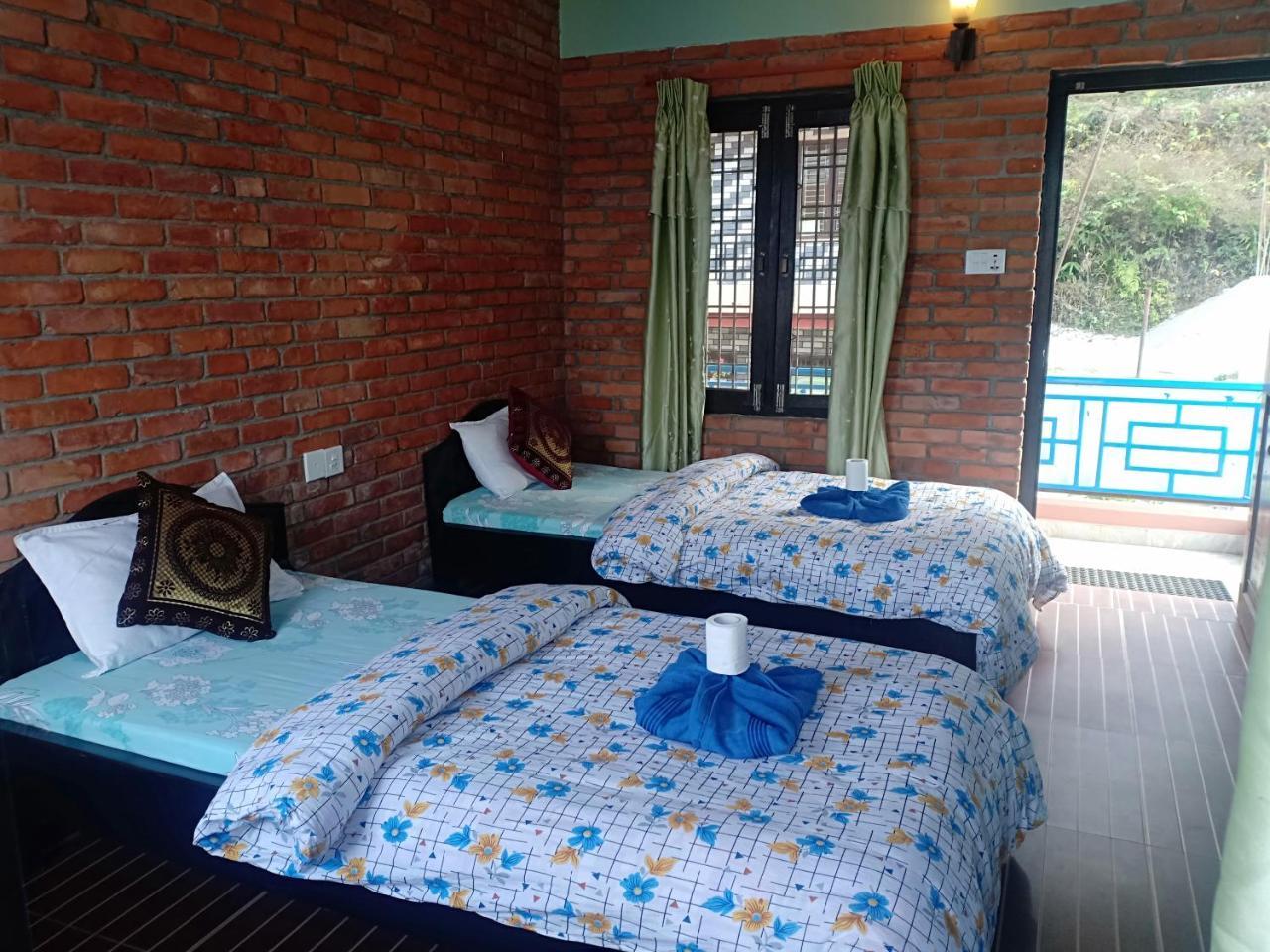 Little Pilgrim Lodge Pokhara Esterno foto